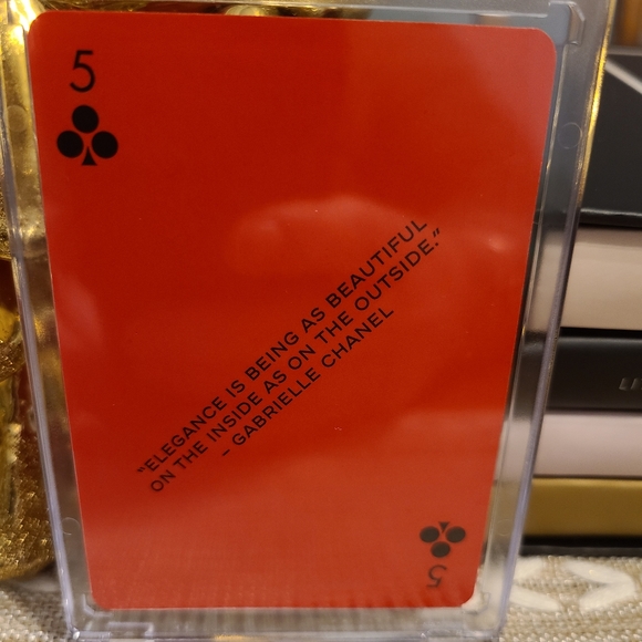 Chanel RARE Collectible Playing Card with COA - Picture 2 of 9